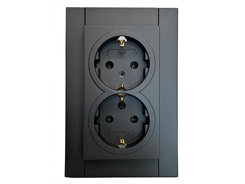 Foto van Kopp HK07 PURE mat zwart inbouw stopcontact wcd RA dubbel Kopp HK07 PURE mat zwart inbouw stopcontact wcd RA dubbel