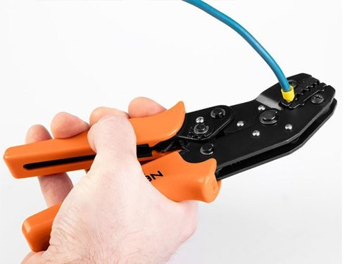 Krimptang tbv adereindhulzen rond 0,25 - 6qmm