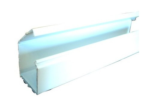 Foto van Leidinglijst 25x25mm WIT scharnierend deksel 3x2m + tape Leidinglijst 25x25mm WIT scharnierend deksel 3x2m + tape