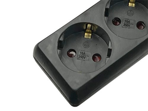 TCD RA 4-voudig 1,5m snoer zwart