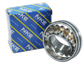 NKE Tonlager Zelfinstellend 24026 Cilindrisch CE C3 W33 (130x200x69mm) foto